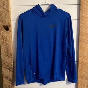 Nike long sleeve with hood YOUTH XL. DriFt